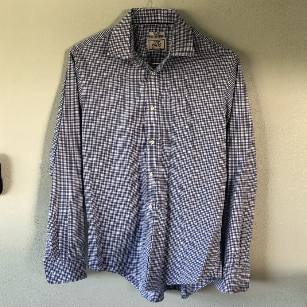 Slim fit blue and white dress shirt